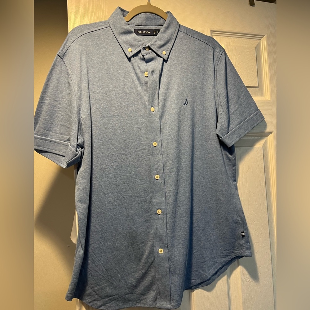 Nautica short sleeve button up shirt